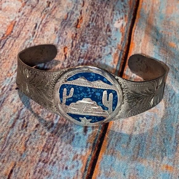 Vtg Sterling Silver Turquoise Inlay Southwestern Signed Scene Cuff Bracelet - Picture 2 of 10